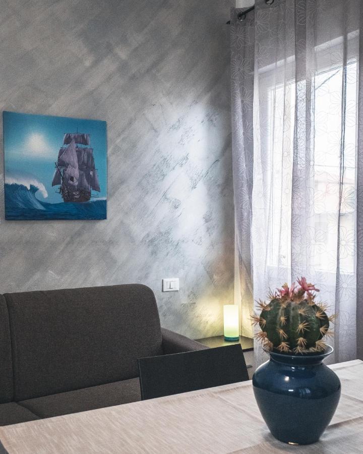 Bulldog Station Apartments With Private Wc, Ac, Tv Mestre Buitenkant foto